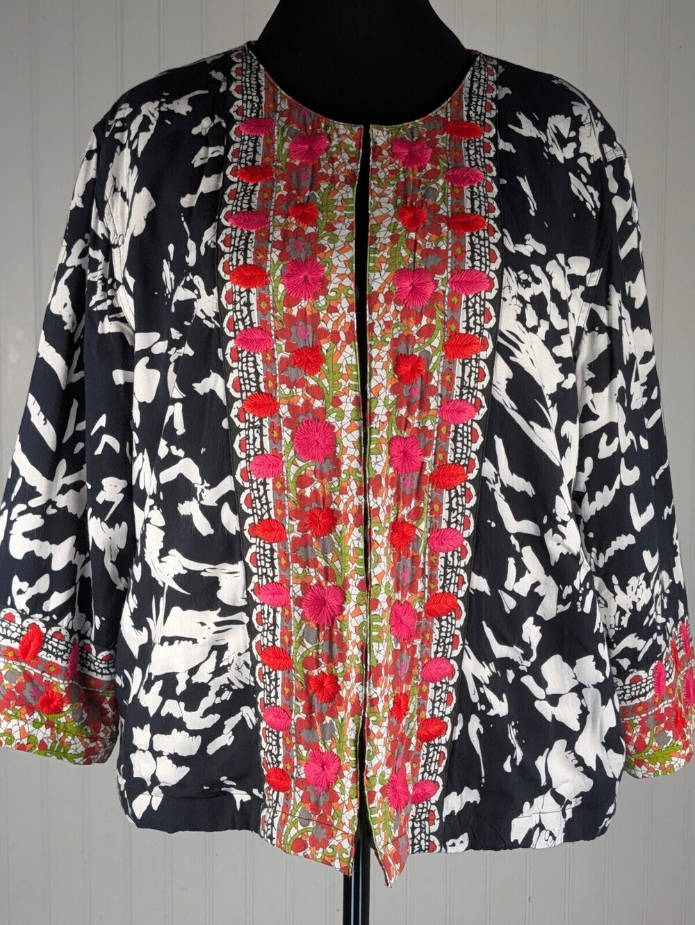 Choices Boho Embroidered Open Front Jacket Black White Pom-Pom Trim XL